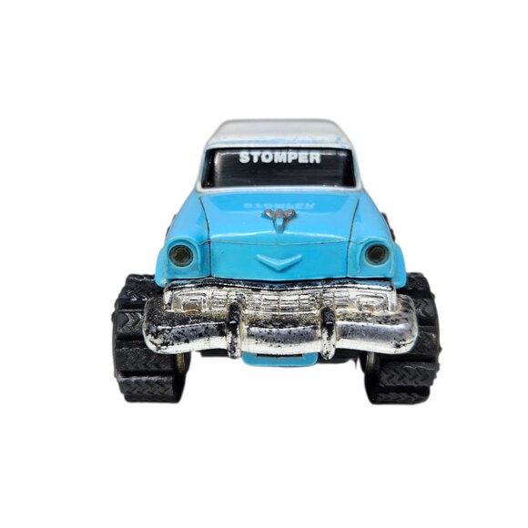 Vintage Schaper Stomper Blue Chevy Nomad Wagon Runs and Lights Up - Picture 6 of 12